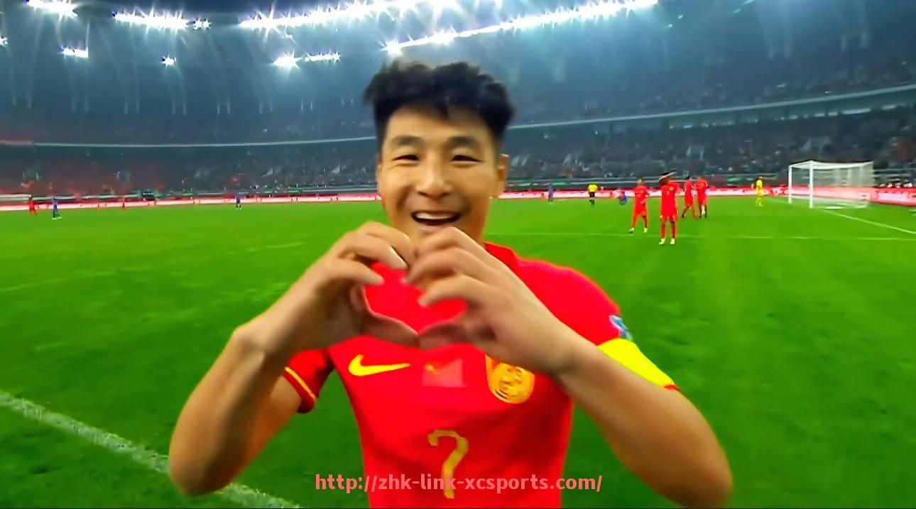 杏彩体育-英超联赛公认最强中场球员名单与能力值评比